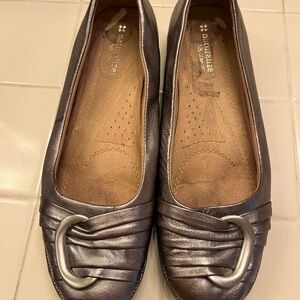 Naturalizer Women's Metallic Flats